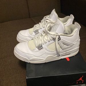 Air Jordan 4